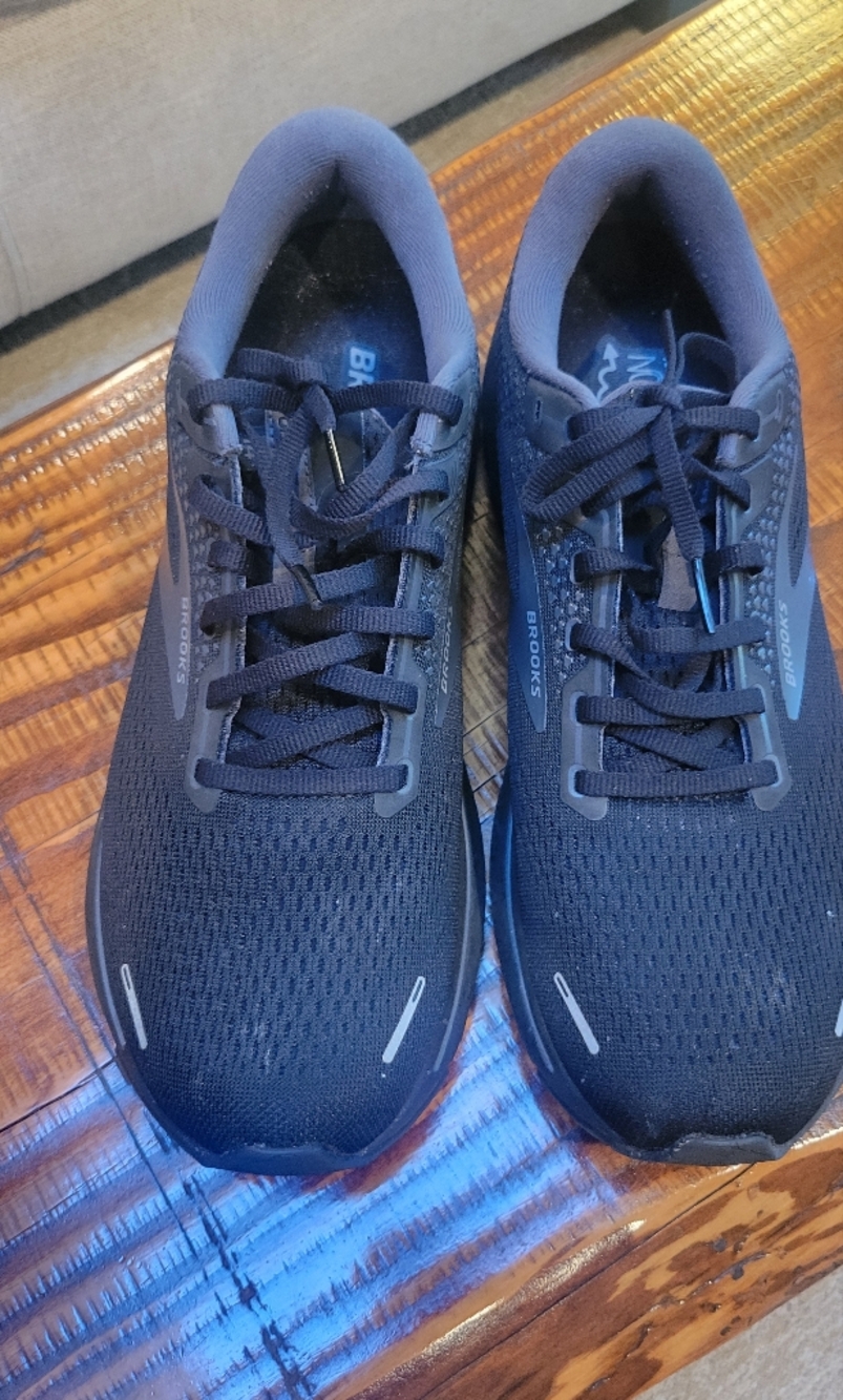 BROOKS Ghost - Cushion Neutral Man's running Shoes SZ 11.5